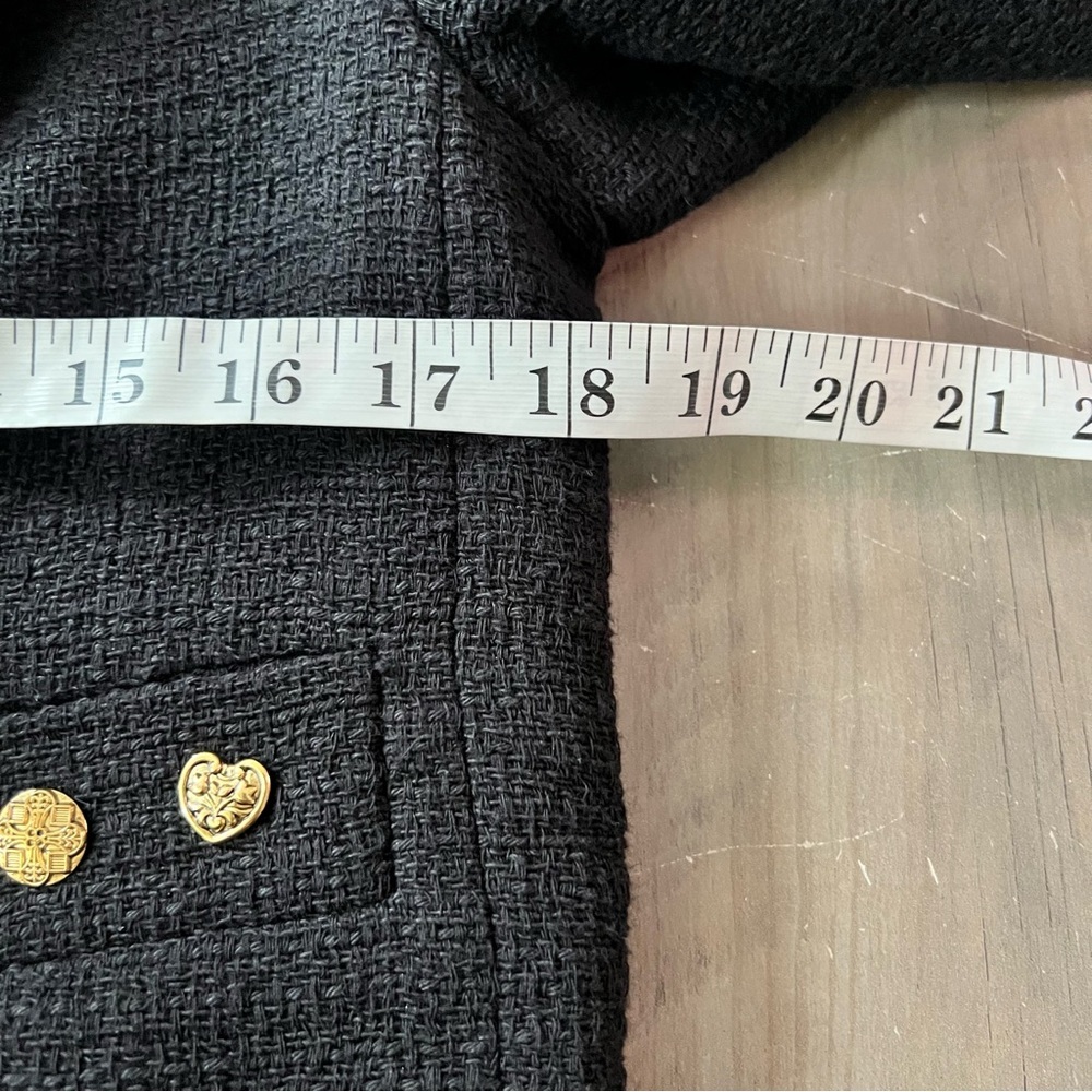ZARA NEW Women’s CROPPED BUTTONED Textured Tweed BLAZER JACKET BLACK Size Small - Picture 14 of 16